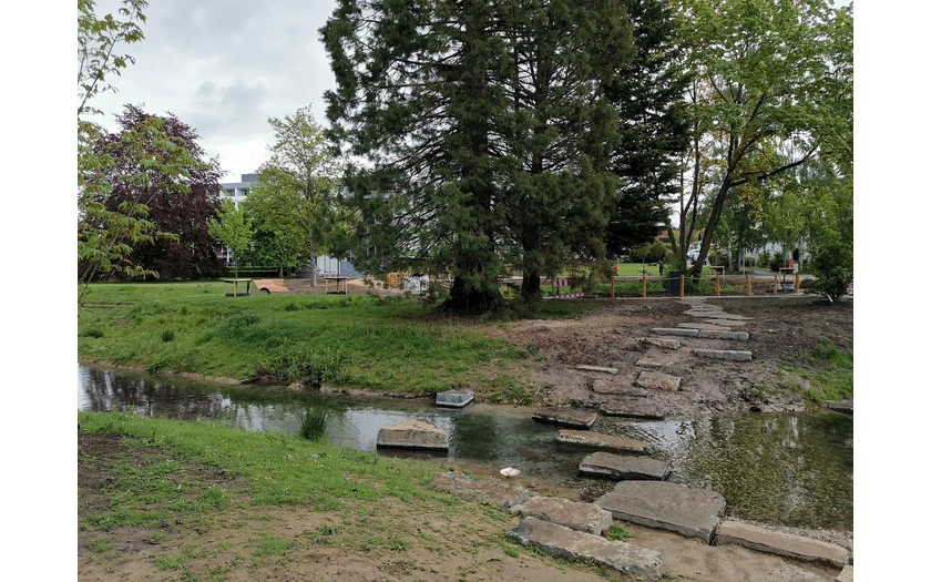 Pfad über die Rosenau im Kurpark Bad Sassendorf