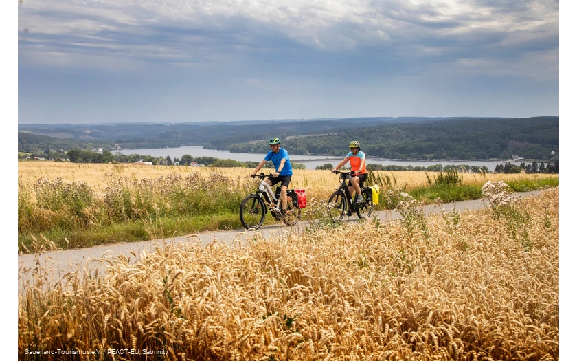 Radfahrer Felder Möhnesee