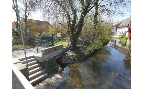 Ein schönes Platz am Wasser in Weslarn.