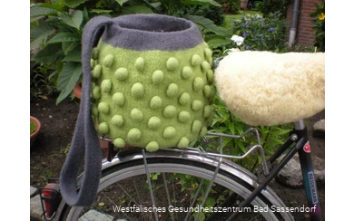 "Stricken, Häkeln und mehr" können Sie in der Kreativwerkstatt in der Klinik am Hellweg und in der Klinik Lindenplatz in Bad Sassendorf.