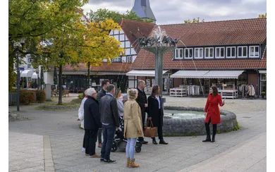 Entdeckungstouren durch den Ort - hier am Sälzerplatz.