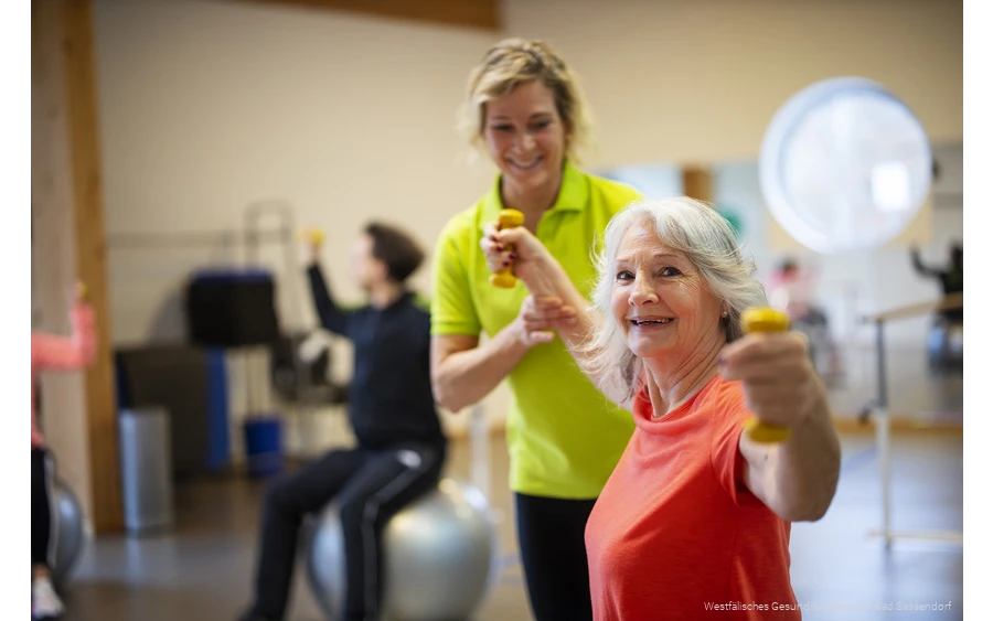 Bad Sassendorf ist ein anerkannter Rehastandort für Orthopädie und Rheumatologie. Die fünf großen Kliniken haben sich in unterschiedliche Richtungen spezialisiert. Die Kinderfachklinik nimmt eine Sonderrolle ein.