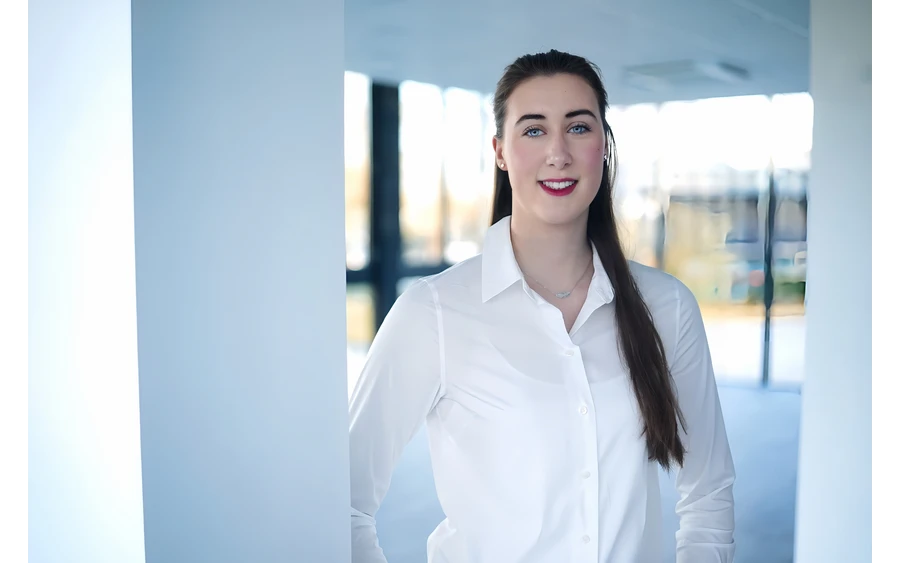 Laura Knop Laura Knop