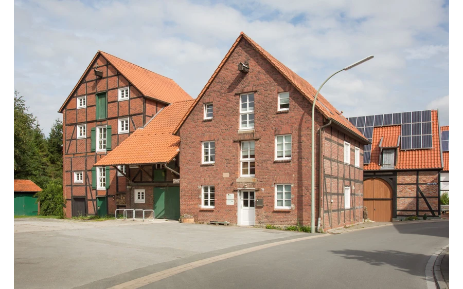 Im Bad Sassendorfer Ortsteil Lohne lohnt sich ein Stopp an der Mühle und am Mühlenteich.