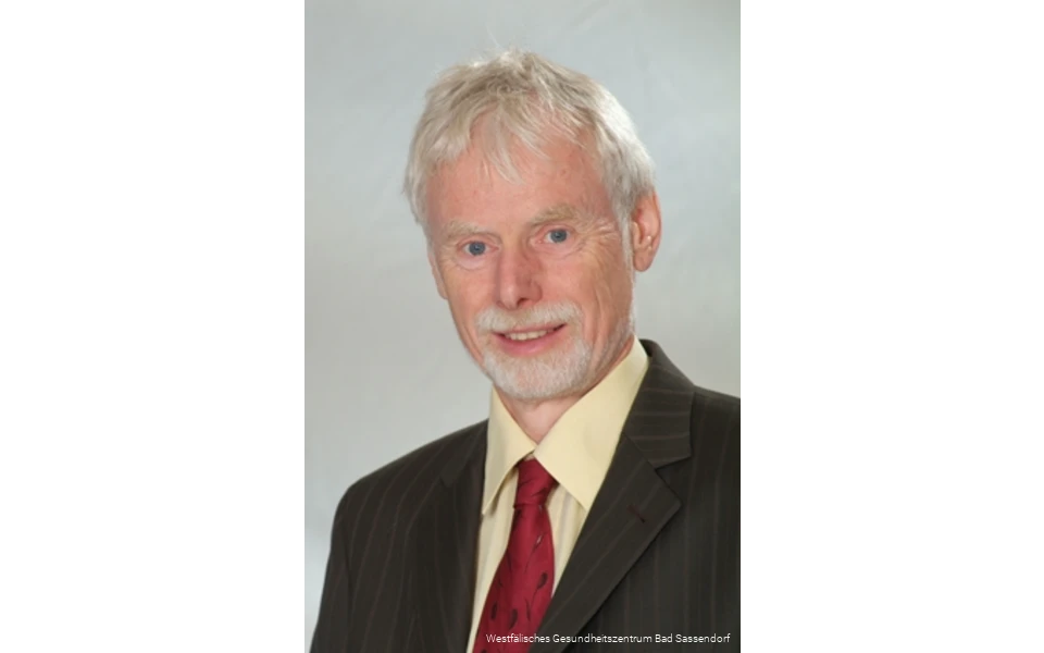 Dr. Christoph Schönle, ehem. Chefarzt der Klinik Lindenplatz Bad Sassendorf, ist Sportmediziner und Experte für Gesundes Radfahren.