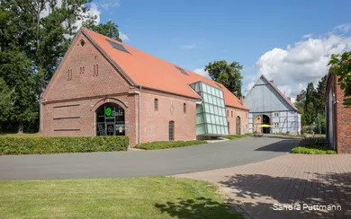 Das Erlebnismuseum Westfälische Salzwelten gehört zu den Eingangstoren entlang der LEADER-Radroute Wasser.Wege.Winkel durch die Region Lippe-Möhnesee.