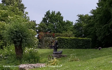 Flötenspielerin (Kurpark Bad Sassendorf)