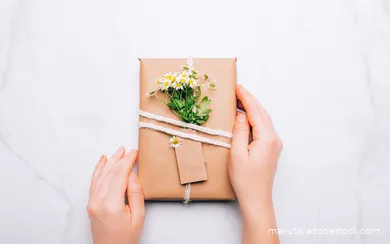 Blumen und Geschenke