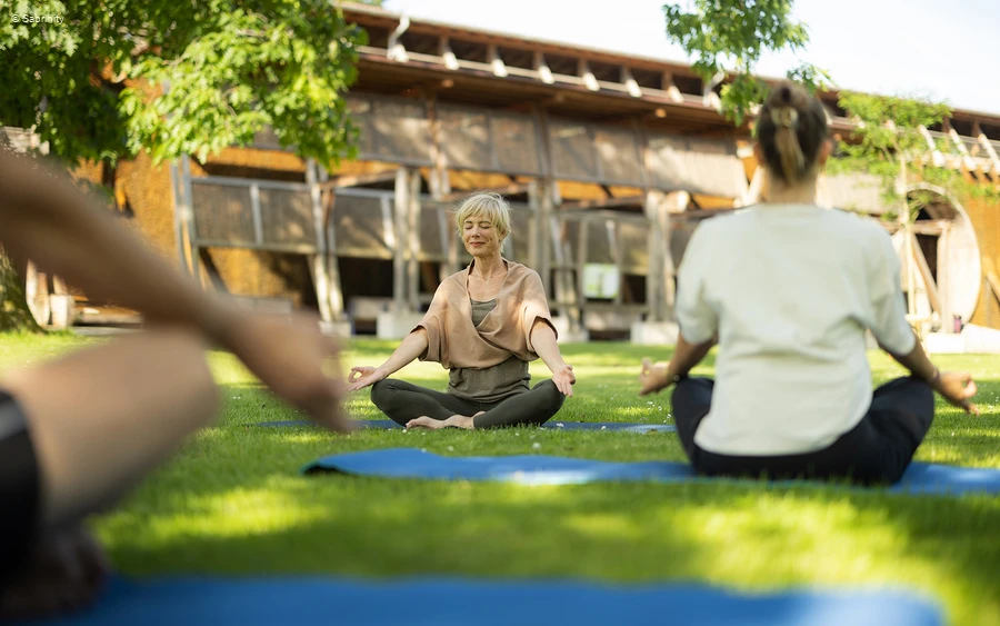 Bad Sassendorf bietet eine Vielzahl an Entspannungsangeboten, zum Beispiel Autogenes Training, Qi Gong oder Yoga.