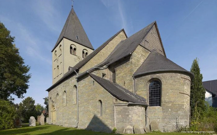 Die Kirche St. Urbanus ist das Markenzeichen für den Bad Sassendorfer Ortsteil Weslarn.