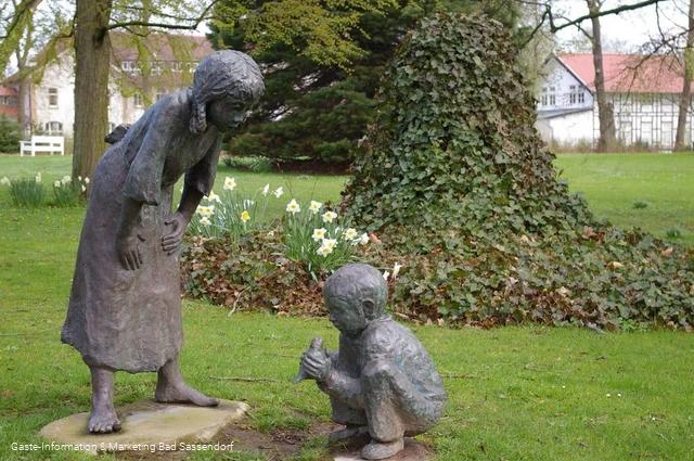 Geschwisterliebe (Kurpark Bad Sassendorf)
