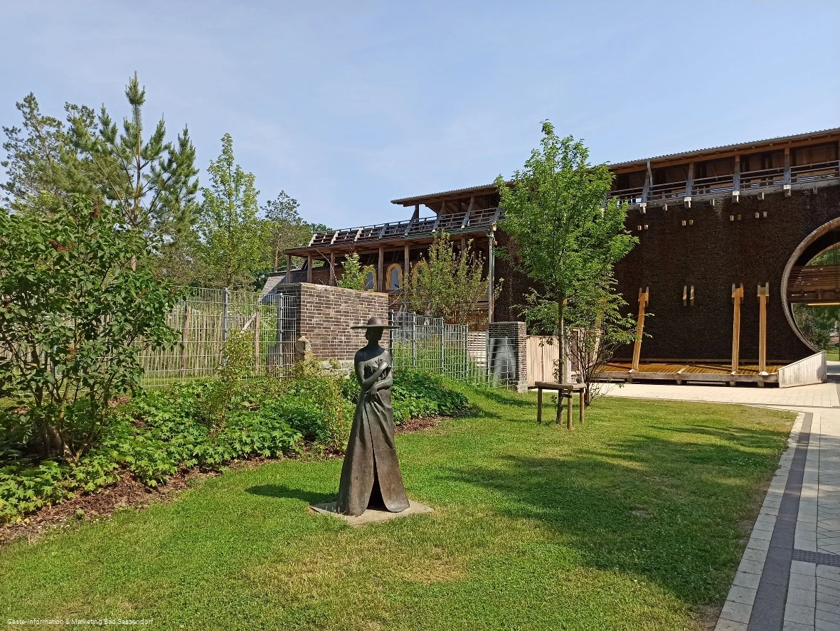 Mädchen Rühr mich nicht an (Kurpark Bad Sassendorf