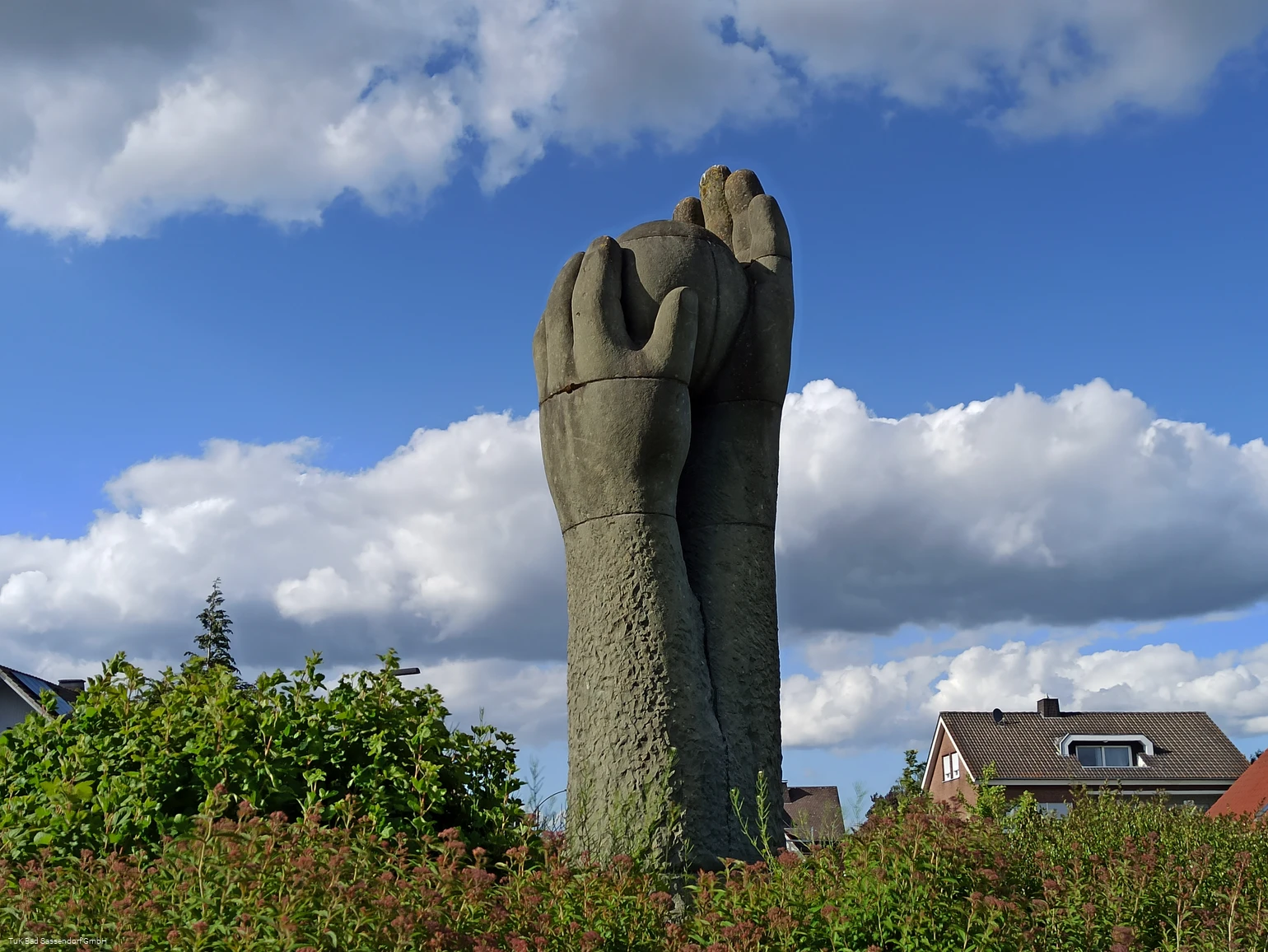 Lebenskeim (Skulptur am Kreisverkehr Schützenstraße)