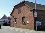 Eine Station des historischen Dorfrundgangs in Weslarn.