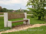 Wandern macht Spaß und bringt in Bewegung. Zwischendurch sollten Sie aber auch an Entspannung denken. Kleine Pausenstationen entlang der Wanderwege laden zum Verweilen ein.