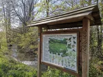 Eine der Infotafeln im Naturschutzgebiet Rosenau.