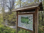 Eine der Infotafeln im Naturschutzgebiet Rosenau.