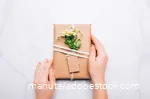 Blumen und Geschenke